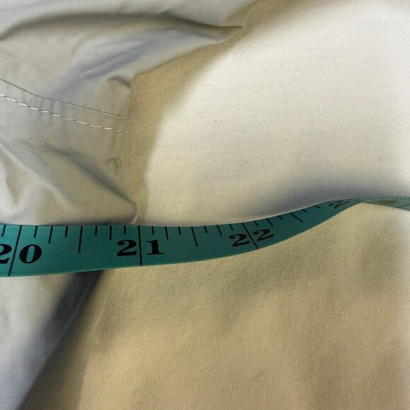 The North Face Resolve DryVent Jacket Women’s Medium Gray/Pink EUC - Picture 11 of 11